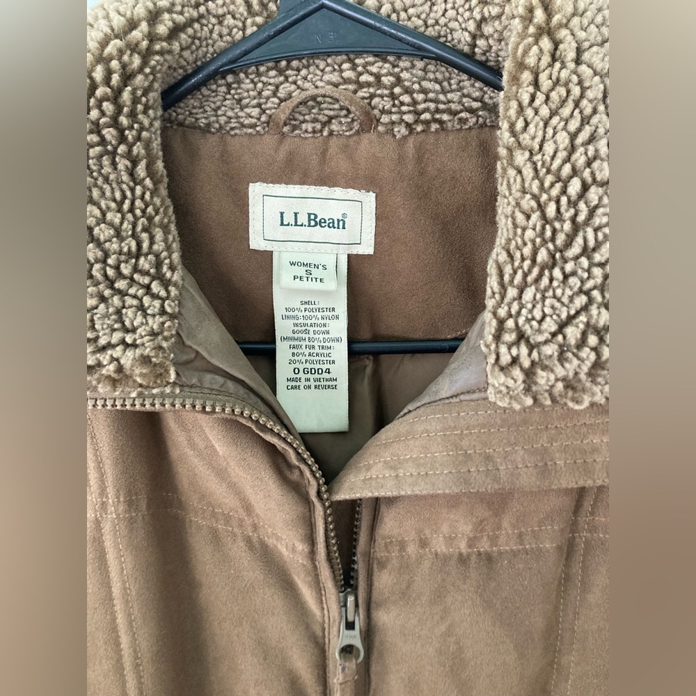 L.L. Bean | Faux Suede Quilted Goose Down Parka Sherpa Collar Size Small Petite - Picture 4 of 10